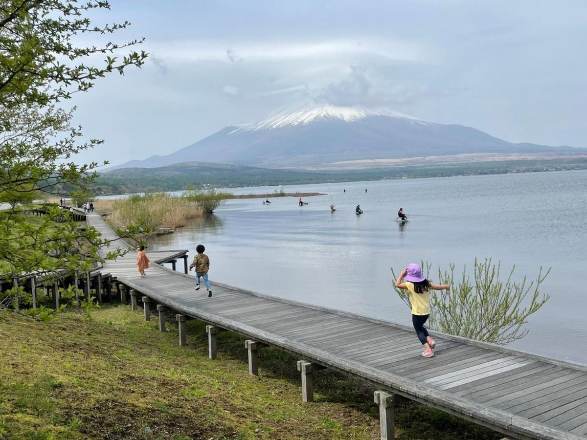 湖の辺の宿時翠 Yamanakako Bagian luar foto